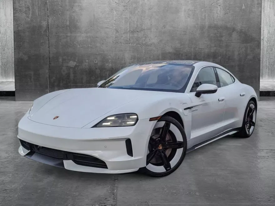 2025 Porsche Taycan 4S photo 1