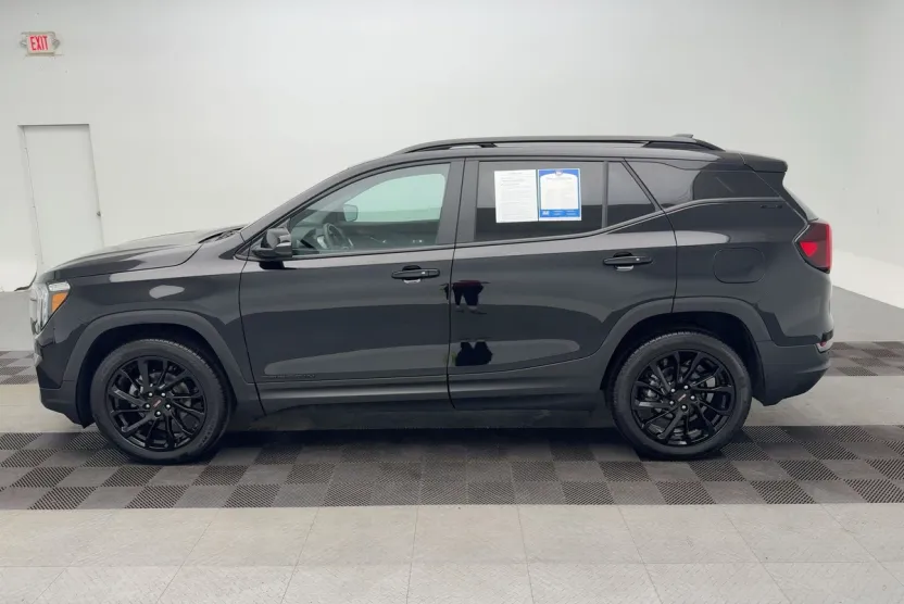 2023 Gmc Terrain SLE photo 1
