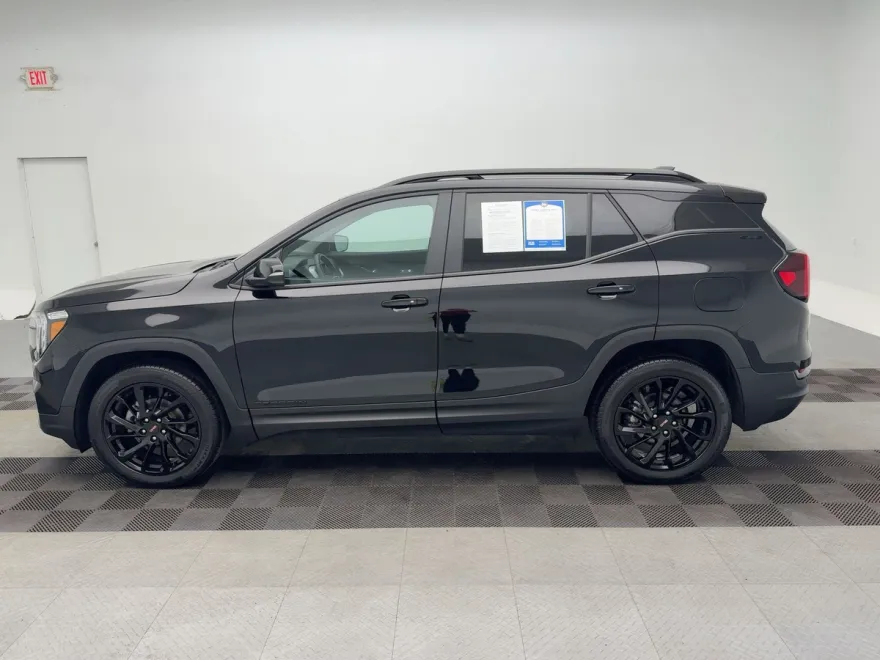 2023 Gmc Terrain SLE photo 1