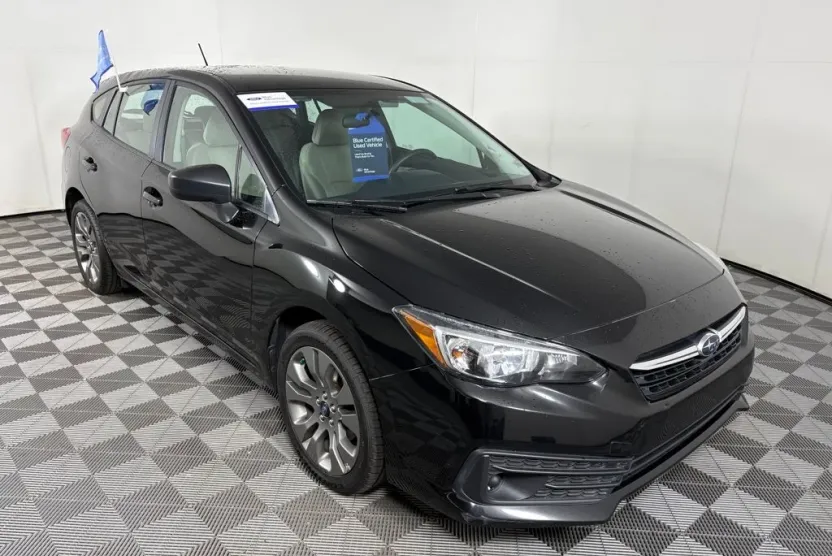 2022 Subaru Impreza Base photo 1