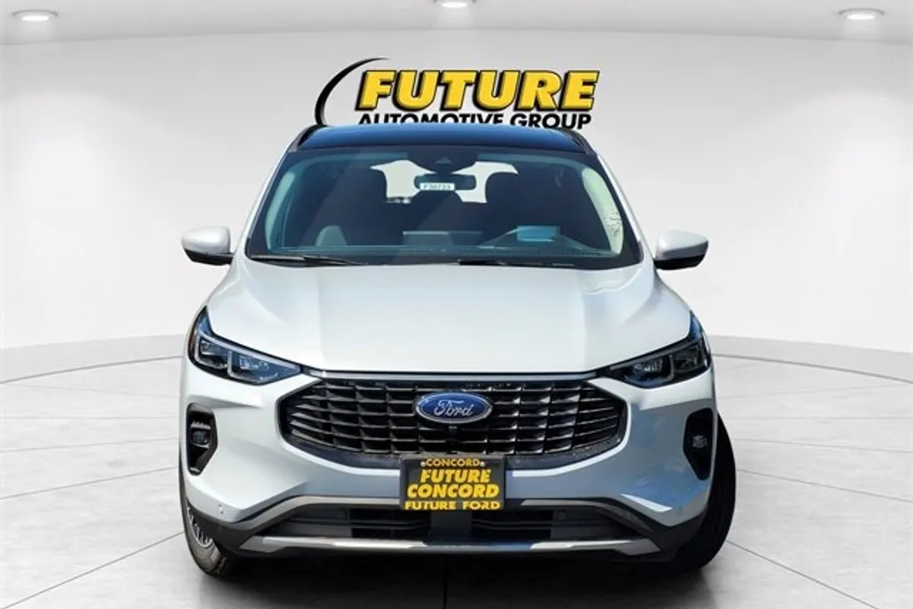 2025 Ford Escape photo 1