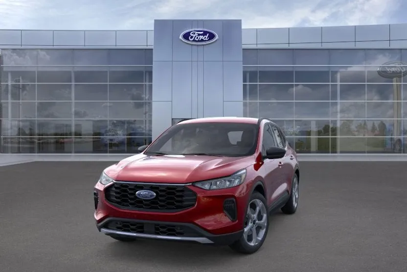 2025 Ford Escape ST-Line photo 1
