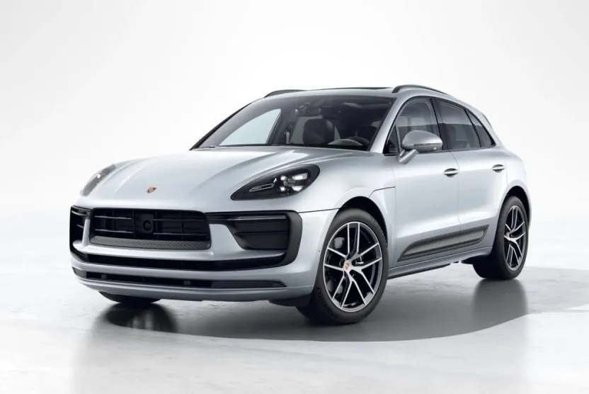 2026 Porsche Macan T photo 1