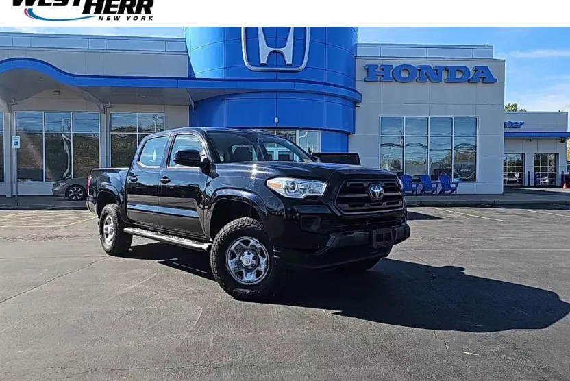 2018 Toyota Tacoma SR5 V6 photo 1