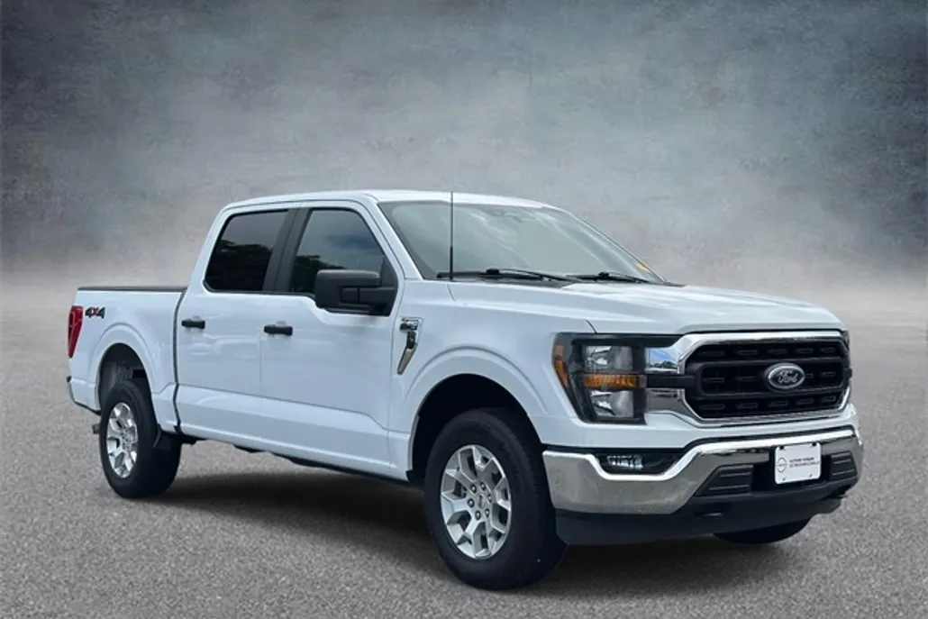 2023 Ford F-150 XLT photo 1