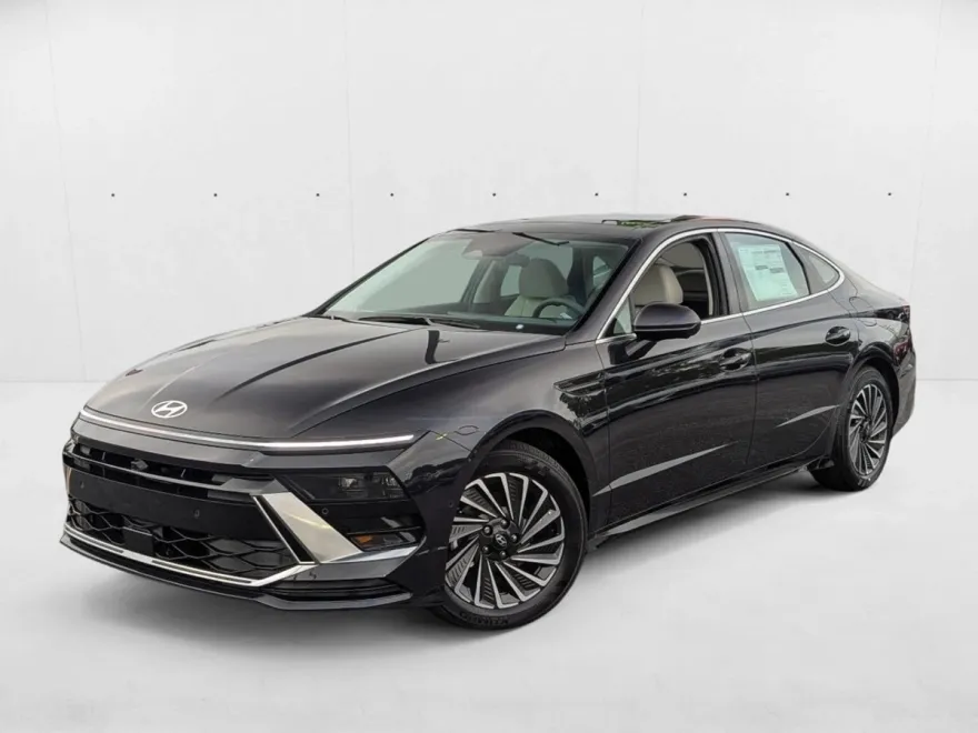 2024 Hyundai Sonata Hybrid Limited photo 1