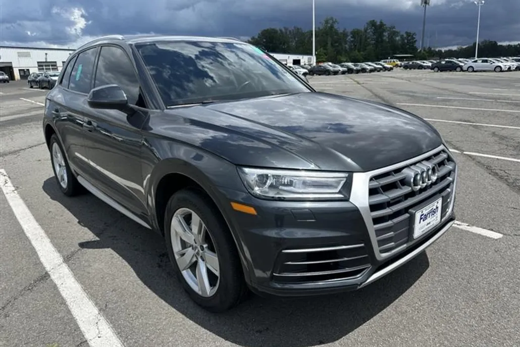 2018 Audi Q5 Premium photo 1