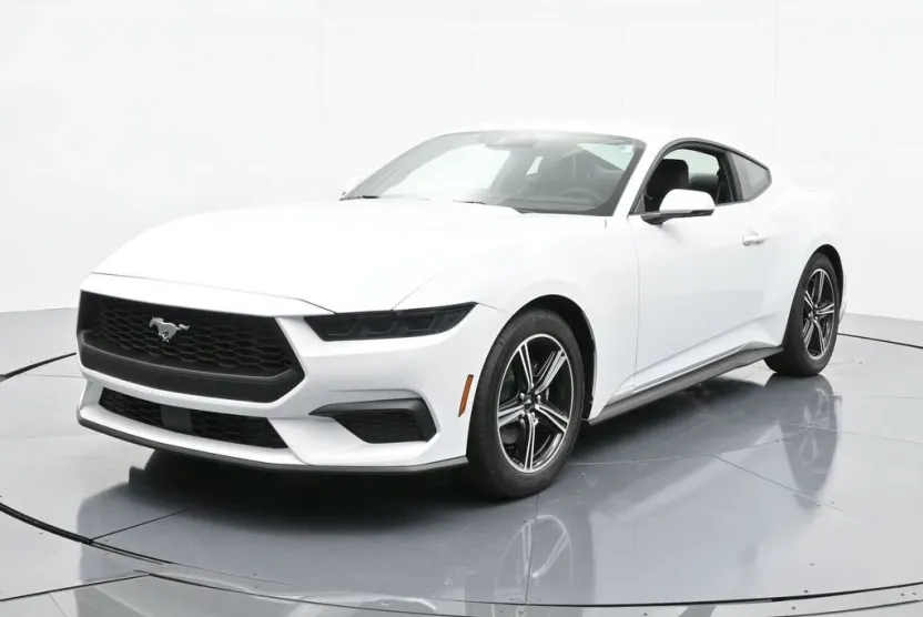 2025 Ford Mustang EcoBoost Premium photo 1
