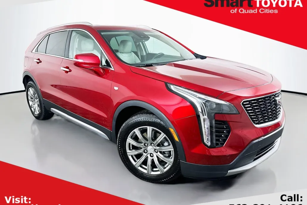 2022 Cadillac XT4 Premium Luxury photo 1
