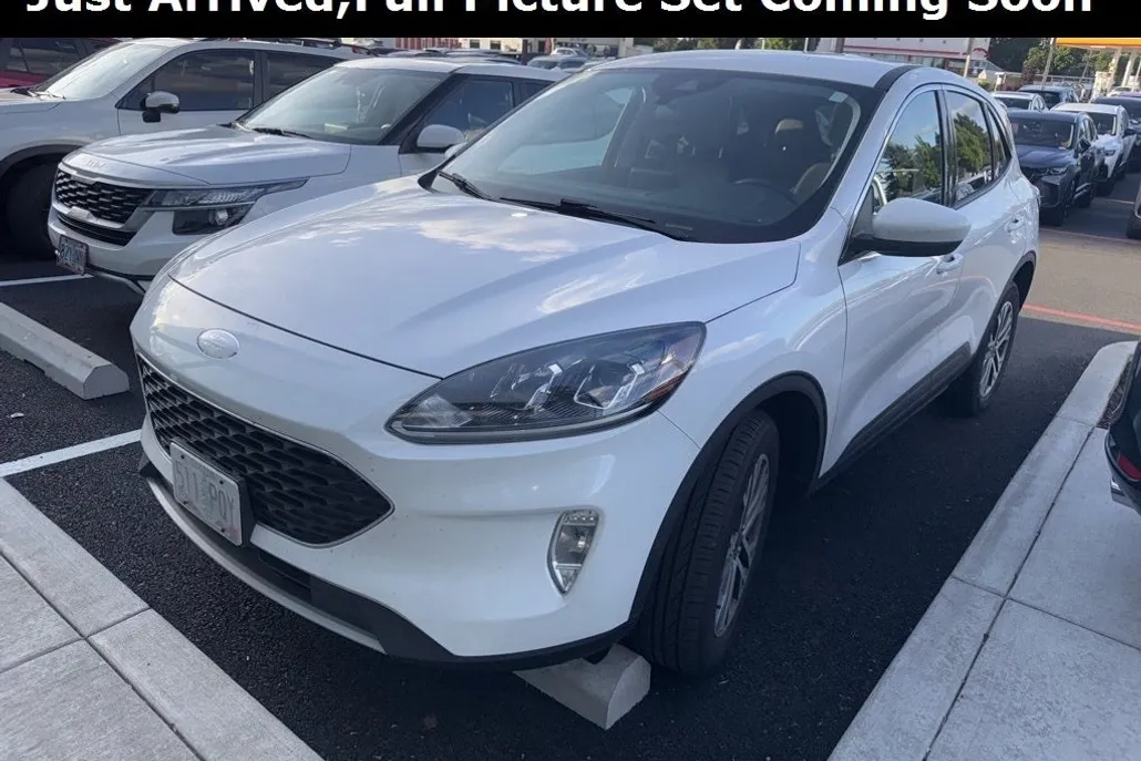 2022 Ford Escape SEL photo 1
