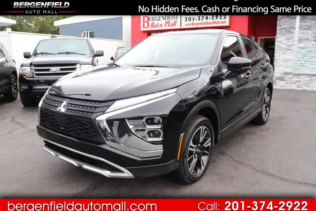 2024 Mitsubishi Eclipse Cross SE photo 1