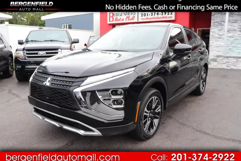 2024 Mitsubishi Eclipse Cross SE photo 1