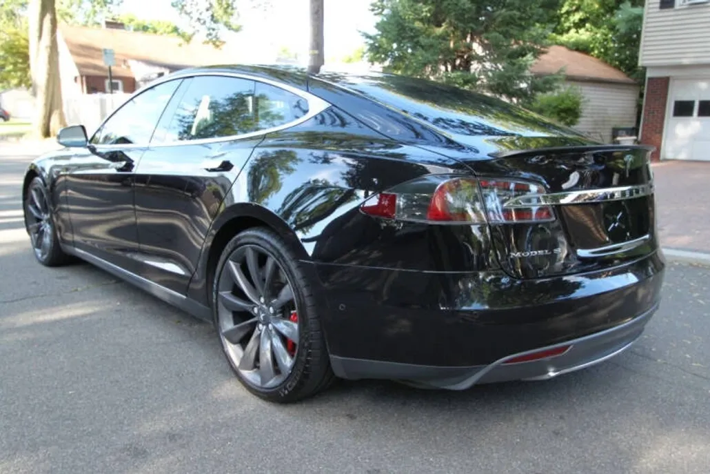 2016 Tesla Model S P90D photo 1