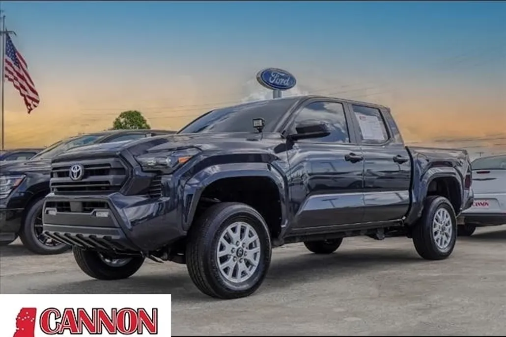2024 Toyota Tacoma SR5 photo 1