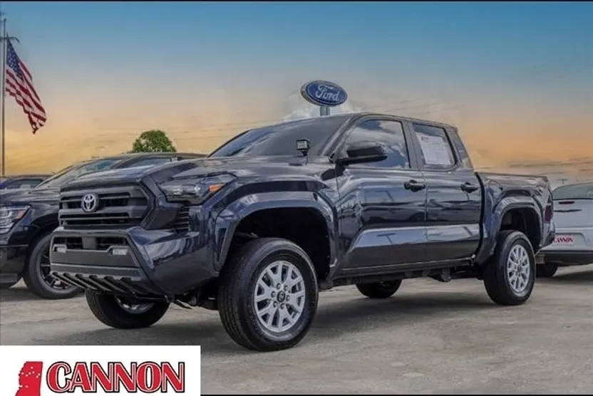 2024 Toyota Tacoma SR5 photo 1