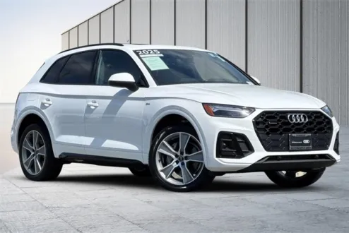 2025 Audi Q5 45 S line Premium photo 2