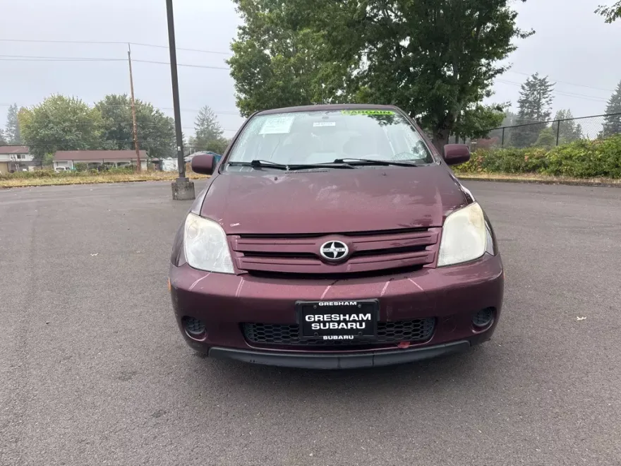 2005 Scion xA Base photo 1