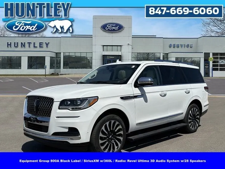 2024 Lincoln Navigator Black Label photo 1