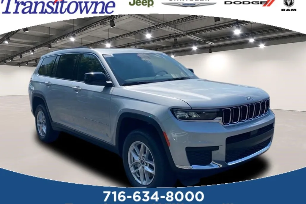 2025 Jeep Grand Cherokee Laredo X photo 1