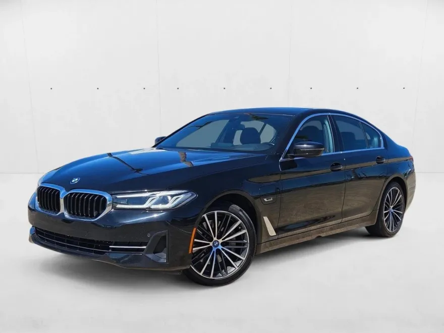 2023 Bmw 530e 5-Series photo 1