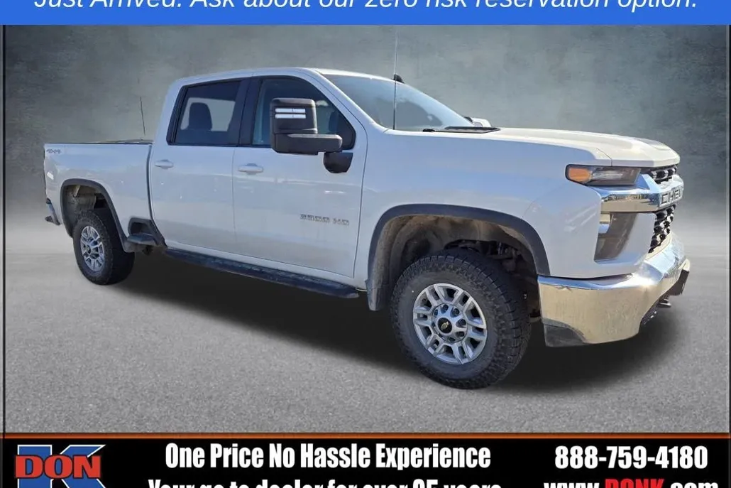 2022 Chevrolet Silverado 2500HD LT photo 1