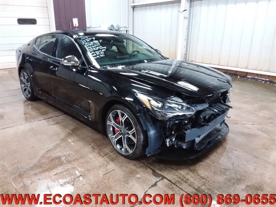 2019 Kia Stinger GT photo 1