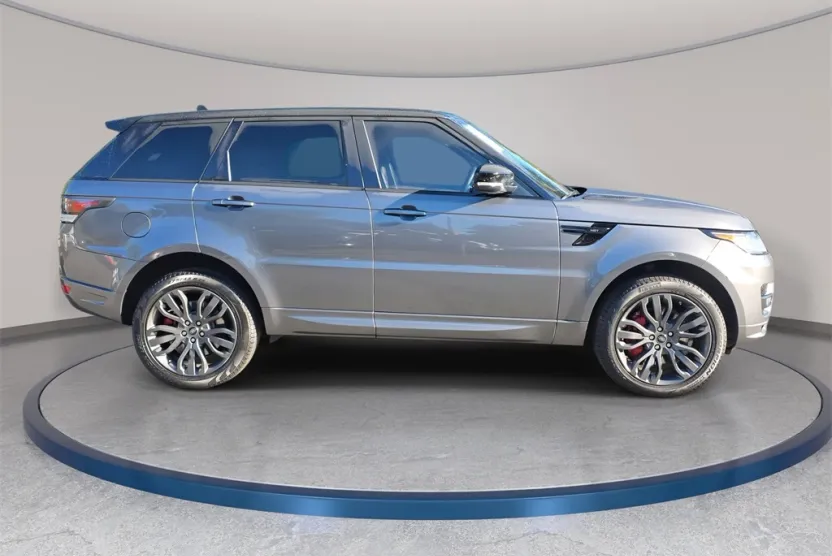 2016 Land Rover Range Rover Sport SuperCharged HSE photo 1