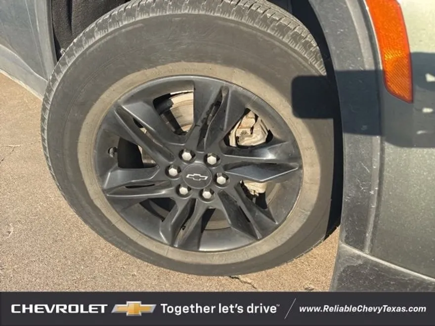 2023 Chevrolet Traverse Cloth photo 1