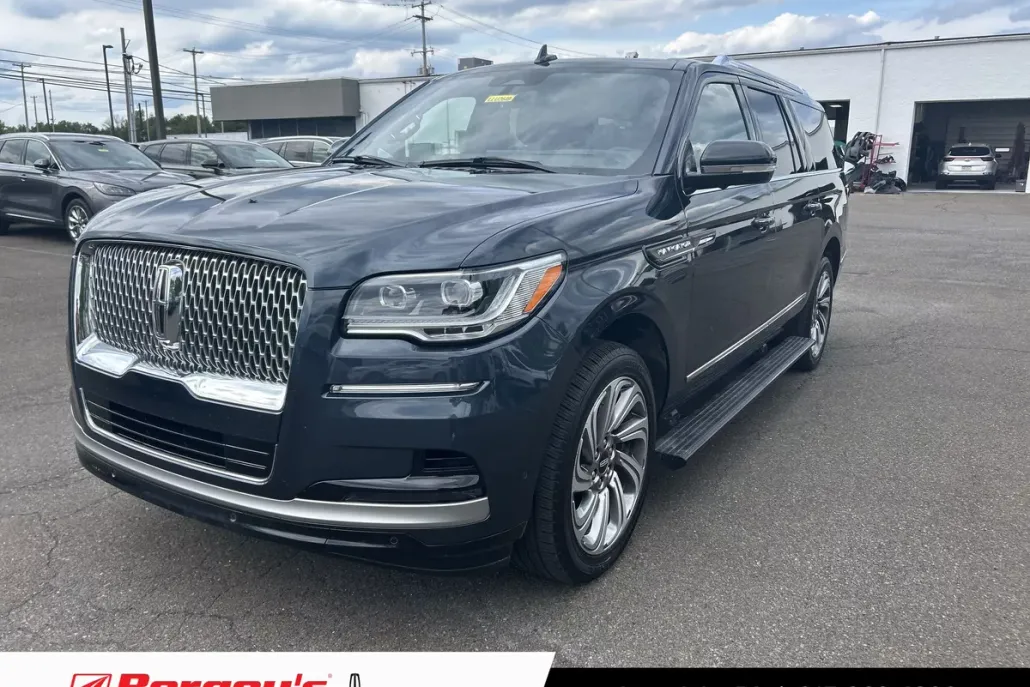 2024 Lincoln Navigator L Reserve photo 1