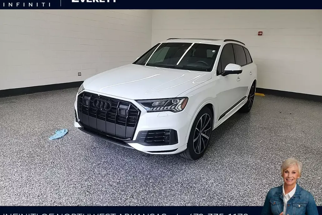2024 Audi Q7 55 Prestige photo 1