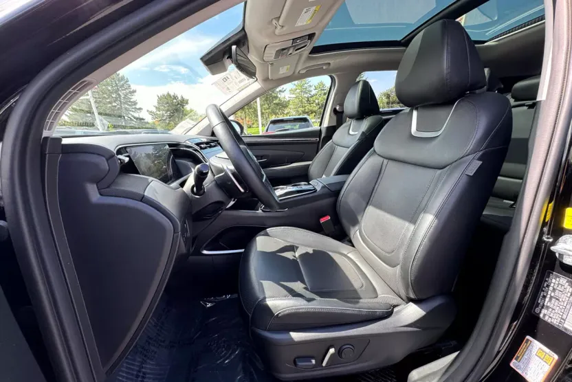2024 Hyundai Tucson Limited Hybrid photo 1