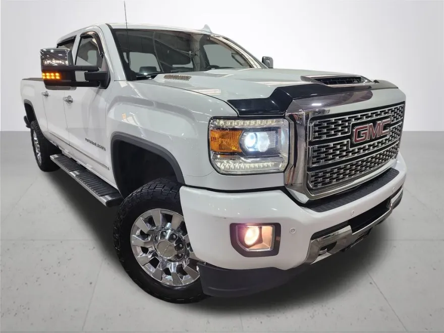 2019 Gmc Sierra HD Denali photo 1