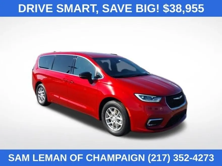 2026 Chrysler Pacifica photo 1