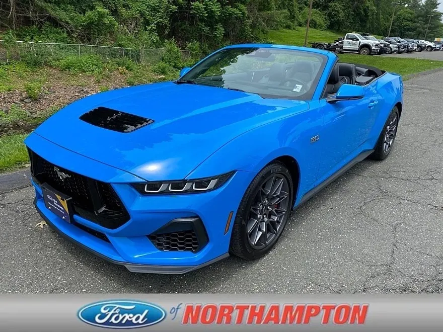 2024 Ford Mustang GT Premium photo 1