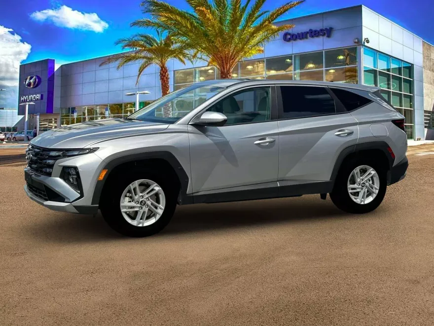 2026 Hyundai Tucson SE photo 1