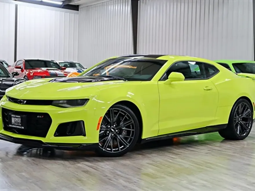 2019 Chevrolet Camaro ZL1 Coupe photo 1