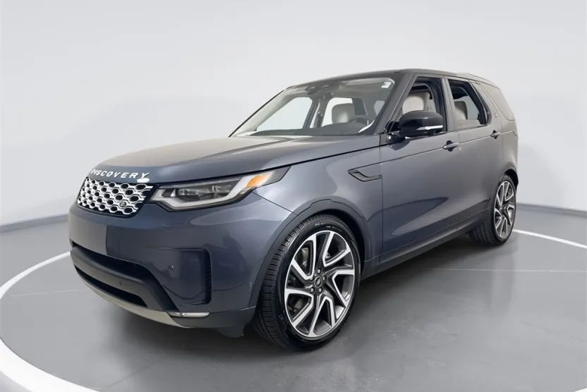 2025 Land Rover Discovery S photo 1