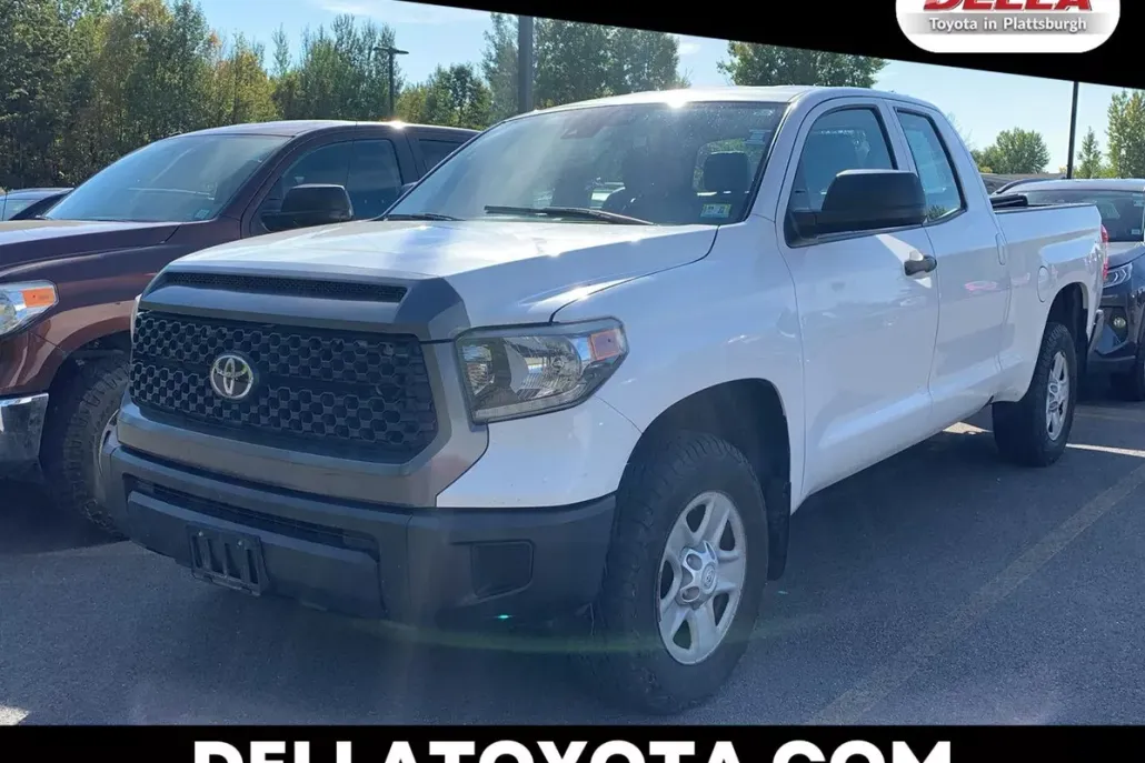 2018 Toyota Tundra SR5 photo 1