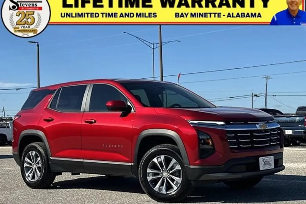 2026 Chevrolet Equinox LT photo 1