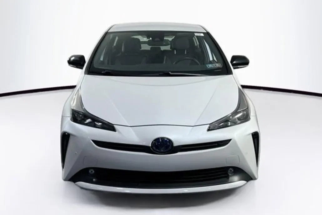 2021 Toyota Prius photo 1