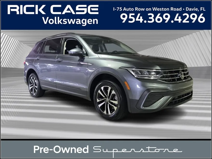 2022 Volkswagen Tiguan S photo 1