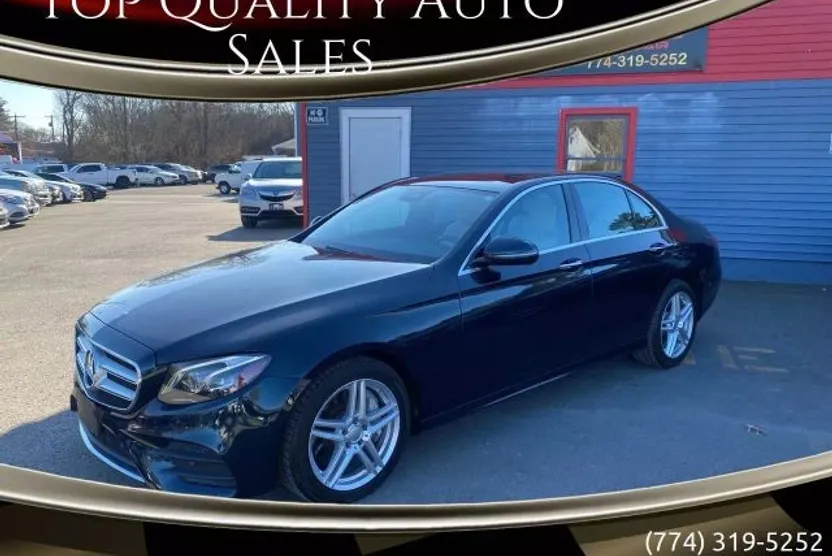 2017 Mercedes Benz E 300 4MATIC Sedan photo 1