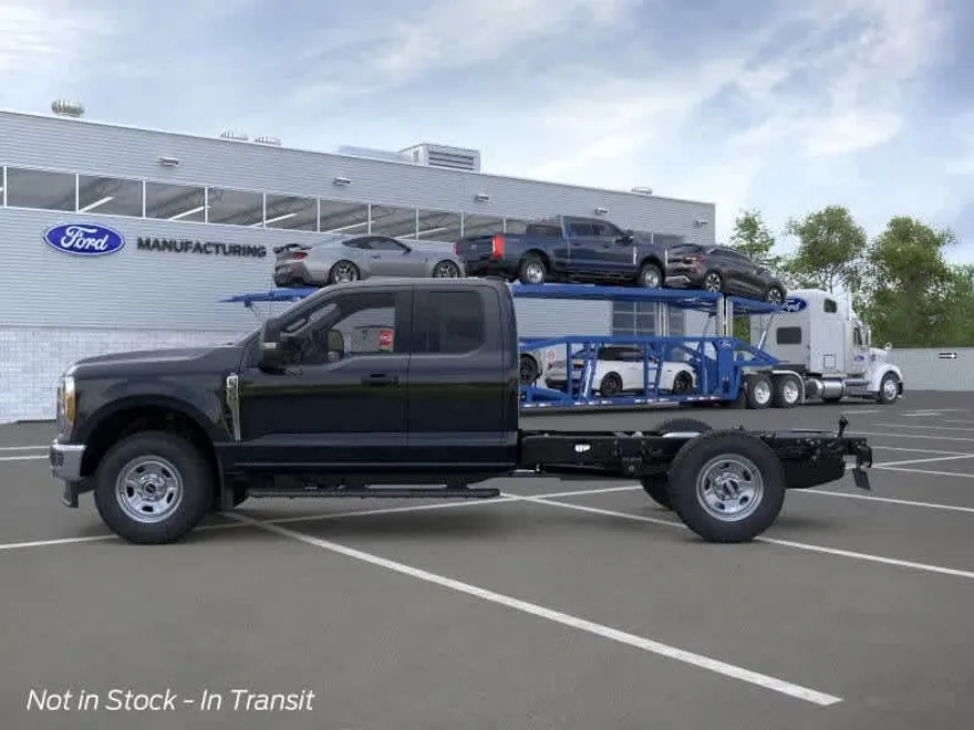 2026 Ford F-350 photo 1