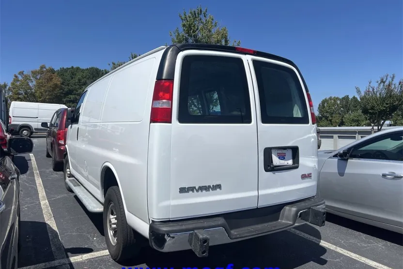 2023 Gmc Savana 2500 Cargo photo 1