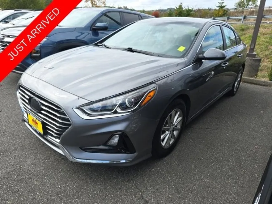 2018 Hyundai Sonata SE photo 1