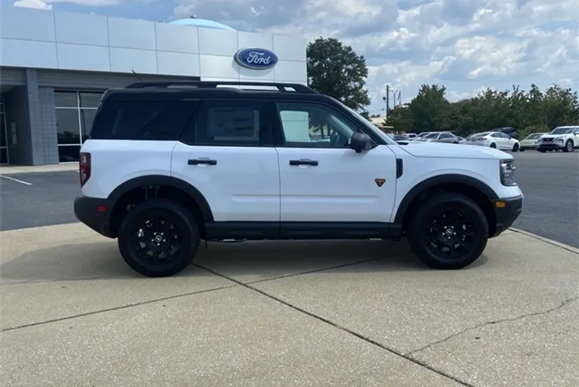 2025 Ford Bronco Sport Badlands photo 1