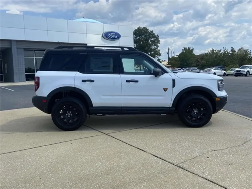 2025 Ford Bronco Sport Badlands photo 1
