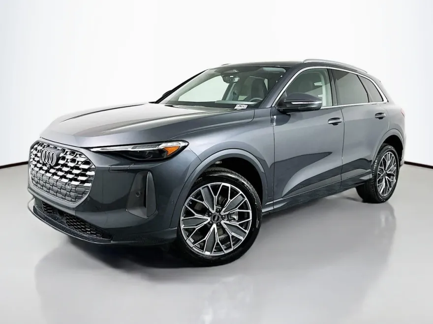 2025 Audi Q5 Premium Plus photo 1
