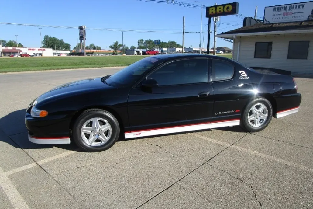 2002 Chevrolet Monte Carlo SS photo 1
