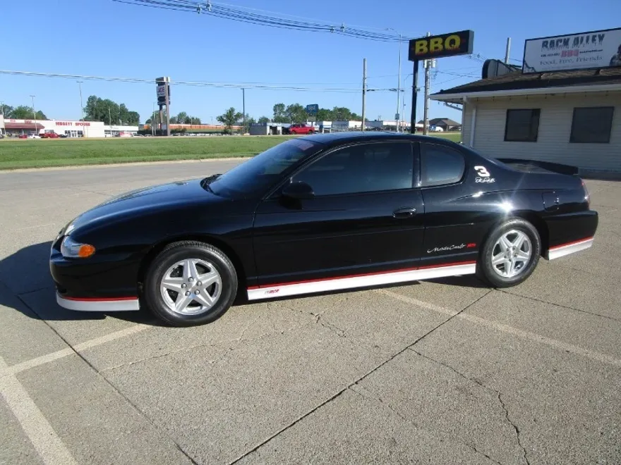 2002 Chevrolet Monte Carlo SS photo 1